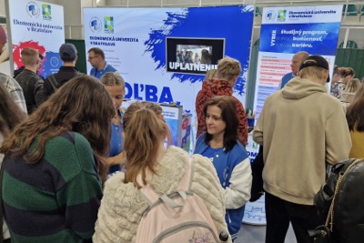 EUBA na cestách: Slovensko-české jesenné turné za stredoškolákmi