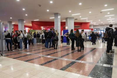 Úspešný Job Fair 2025 na EUBA: Študenti nakopli svoju kariéru