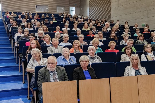 Univerzita tretieho veku Ekonomickej univerzity v Bratislave otvorila nový akademický rok